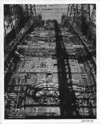 USS Iowa (BB-61) in the New York Navy Yard, Midship Looking Aft