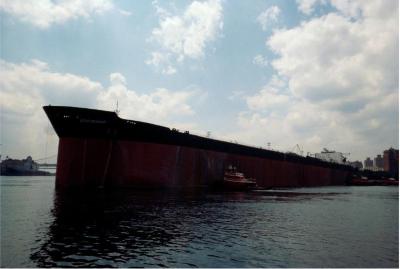 T.T. Stuyvesant Leaving the Brooklyn Navy Yard