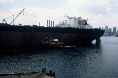 T.T. Stuyvesant Leaving the Brooklyn Navy Yard 