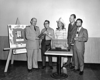 Louis Mauro winning a raffle