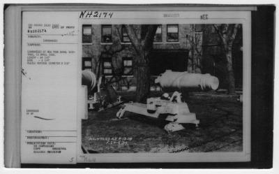 Carronades at New York Naval Shipyard